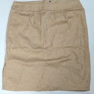 Worthington beige on beige floral skirt